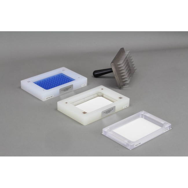 Alignment Jig for Registering Multi-Blot Replicators to Omni Trays for making Arrays on Agar